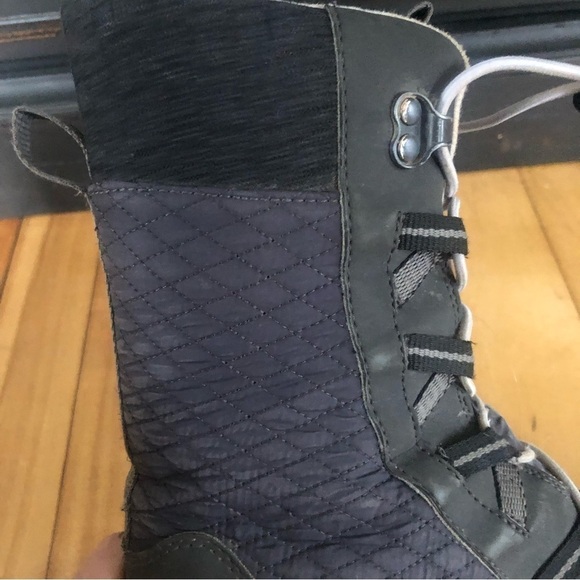 Keen Waterproof Quilted Winter Boots Size EU 35 - Picture 5 of 12